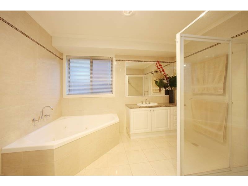 40 Victoria Knox Avenue, Rowville VIC 3178