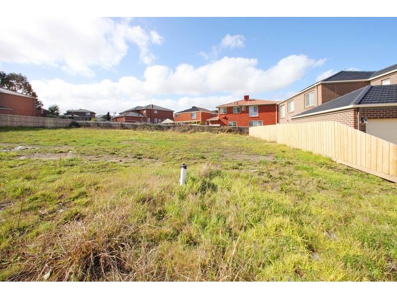 11 Swaran Close, Rowville VIC 3178