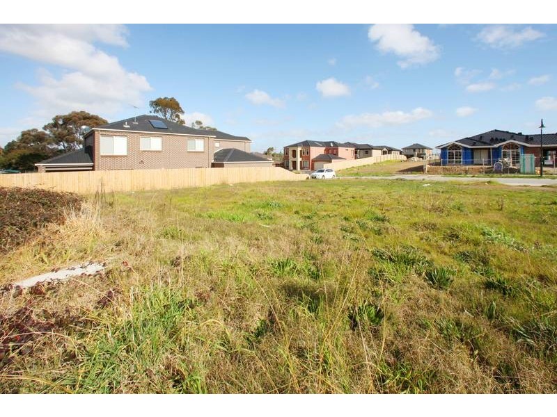 11 Swaran Close, Rowville VIC 3178