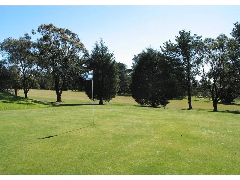 11 Swaran Close, Rowville VIC 3178