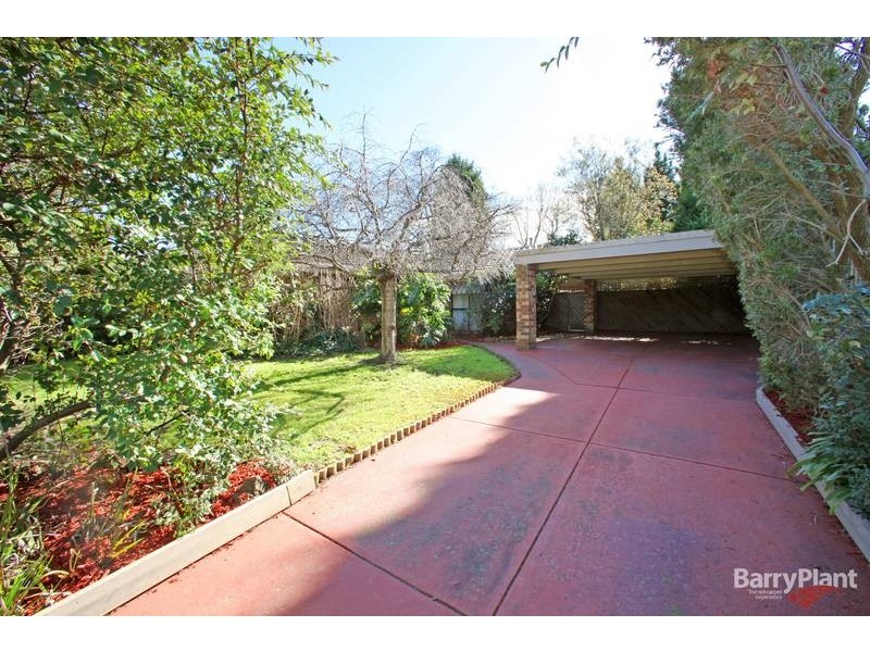 11 Sheraton Crescent, Ferntree Gully VIC 3156