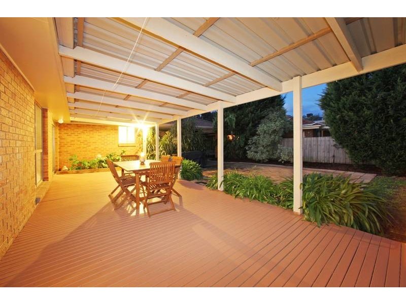 61 Kellbourne Drive, Rowville VIC 3178