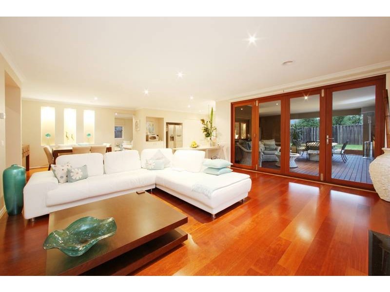 12 Ellendale Street, Rowville VIC 3178