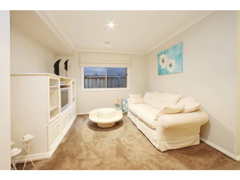 12 Ellendale Street, Rowville VIC 3178