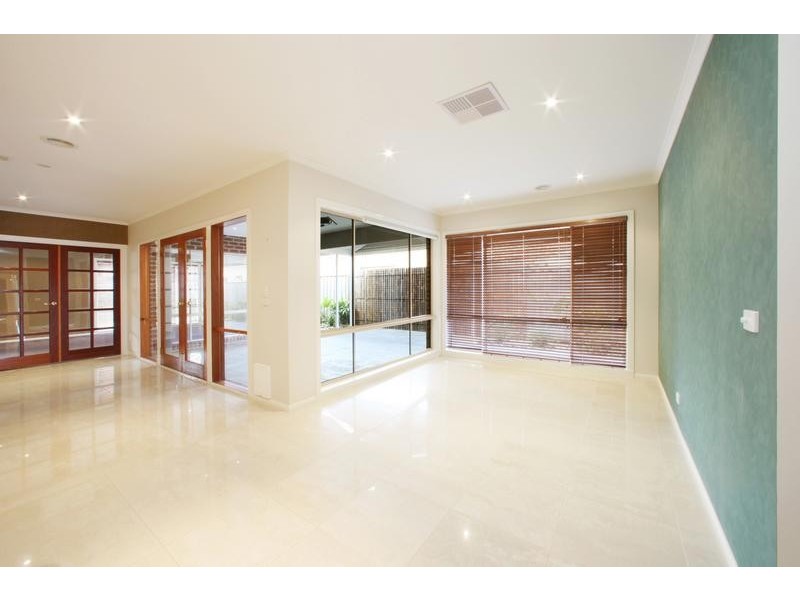 99 Victoria Knox Avenue, Rowville VIC 3178