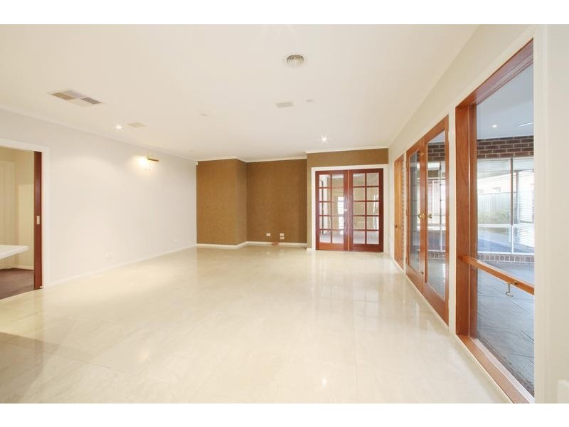 99 Victoria Knox Avenue, Rowville VIC 3178