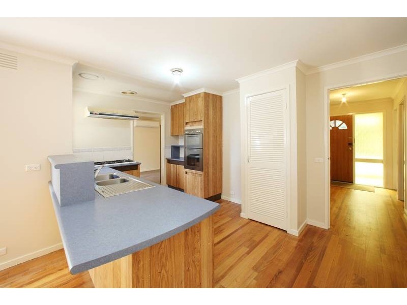 64 Chartwell Drive, Wantirna VIC 3152