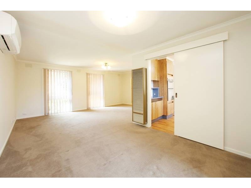 64 Chartwell Drive, Wantirna VIC 3152