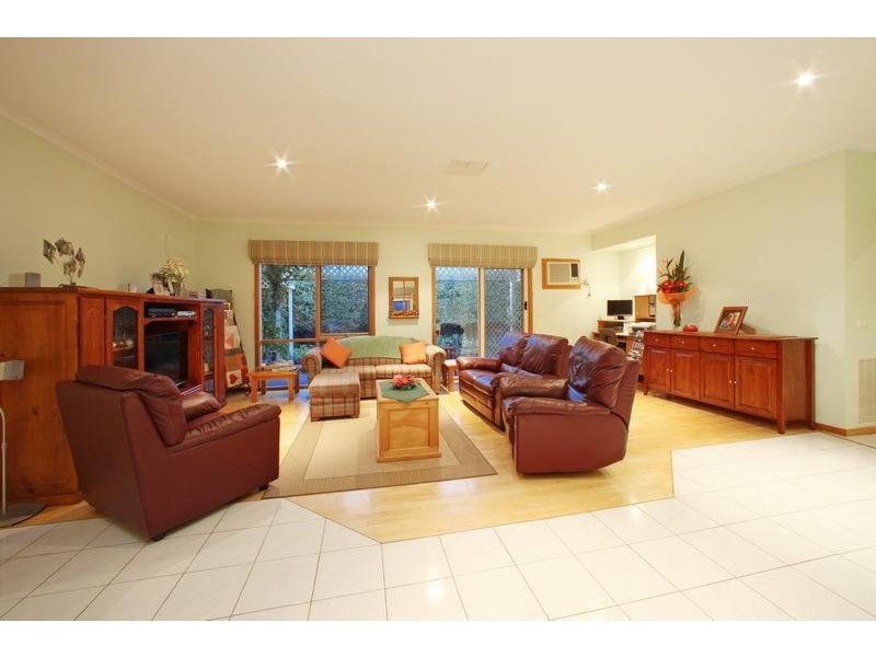 14 Allamanda Boulevard, Lysterfield VIC 3156