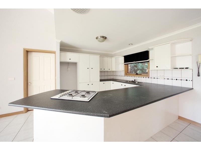 178 Karoo Road, Rowville VIC 3178