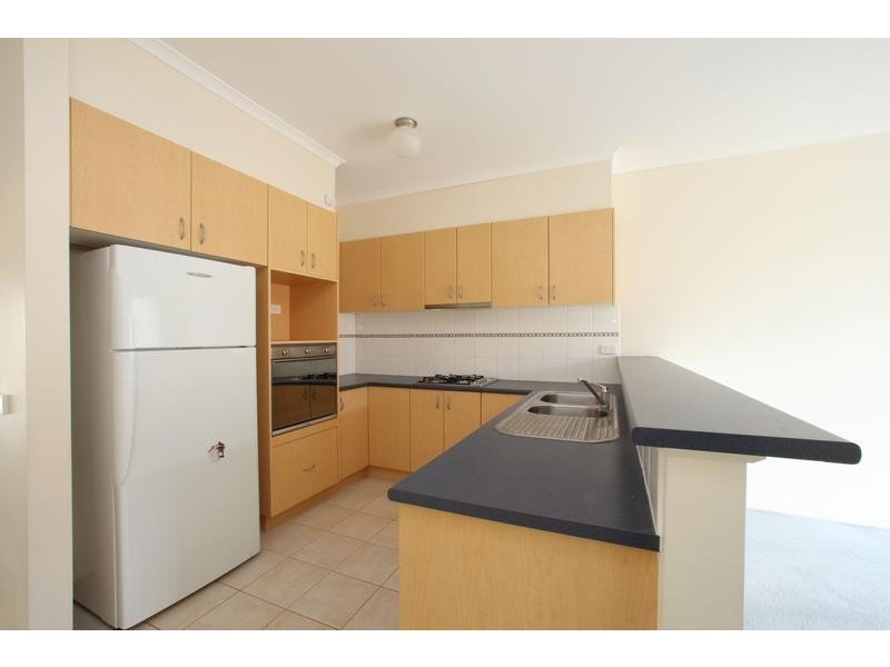 2 St Laurent Rise, Knoxfield VIC 3180