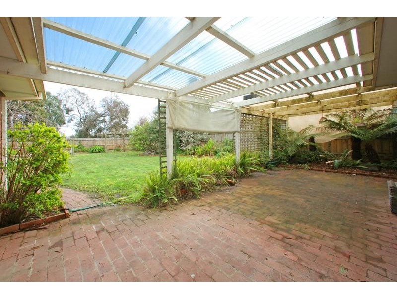 7 Metcalf Crescent, Rowville VIC 3178