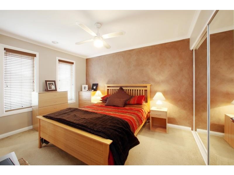 117 Sovereign Manors Crescent, Rowville VIC 3178