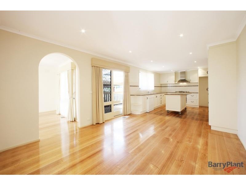 6 Tamboon Drive, Rowville VIC 3178