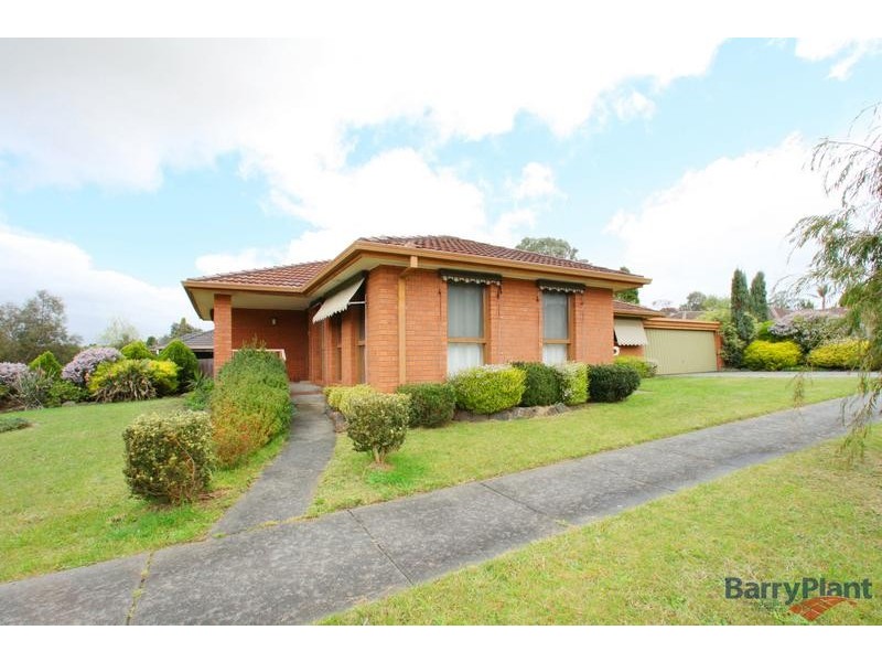 8 Cardinia Way, Rowville VIC 3178