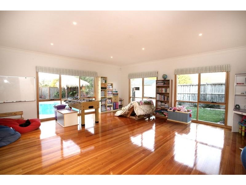 4 Hester Place, Lysterfield VIC 3156