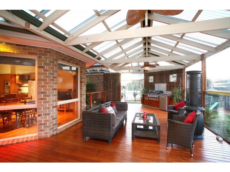 4 Hester Place, Lysterfield VIC 3156