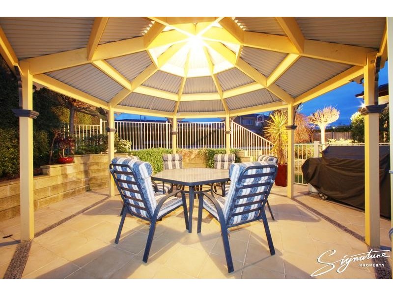 4 Helmsley Avenue, Lysterfield VIC 3156