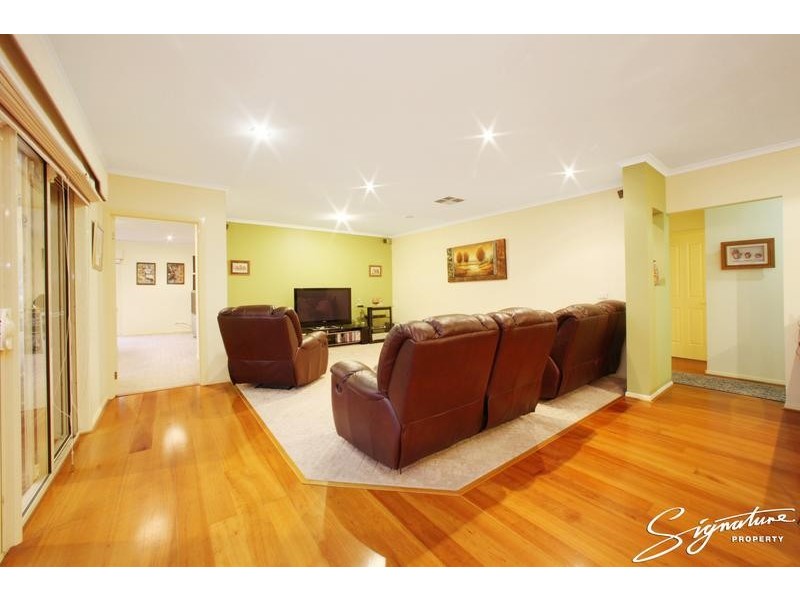 4 Helmsley Avenue, Lysterfield VIC 3156