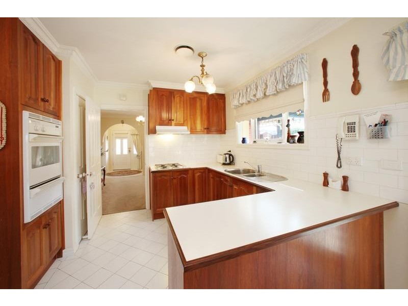 34 Clauscen Drive, Rowville VIC 3178