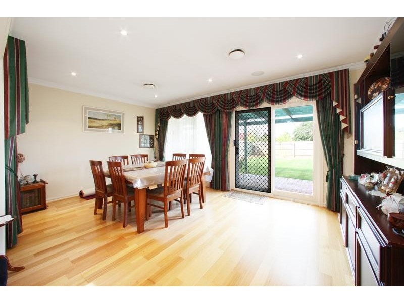 34 Clauscen Drive, Rowville VIC 3178