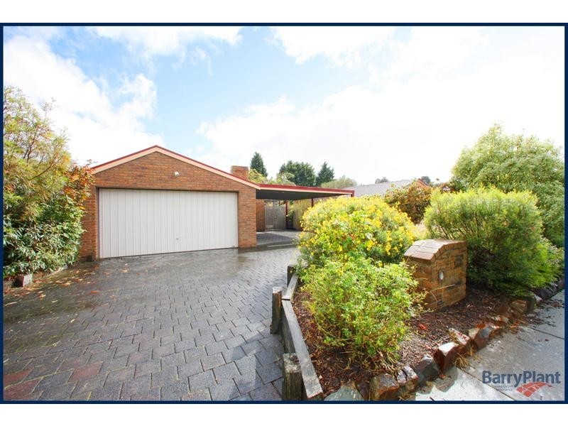 7 Bristol Place, Rowville VIC 3178