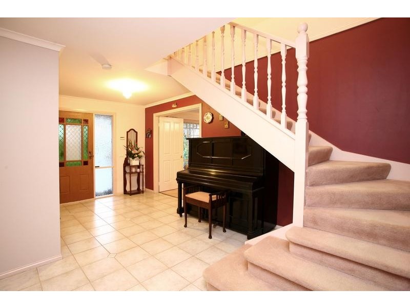 4 Ontario Place, Rowville VIC 3178