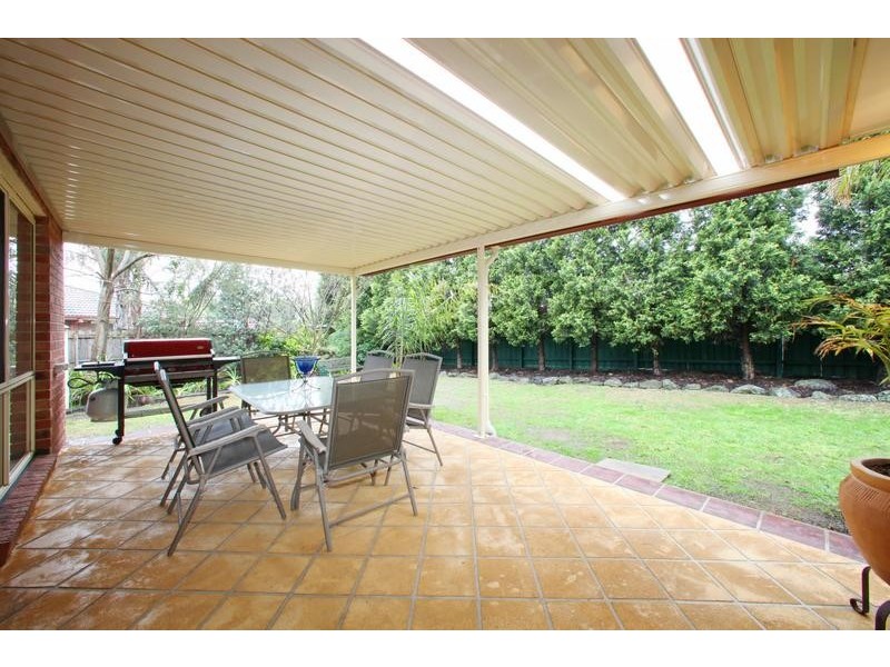 4 Ontario Place, Rowville VIC 3178