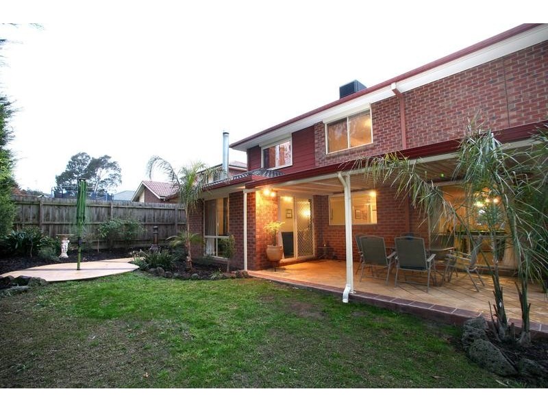 4 Ontario Place, Rowville VIC 3178