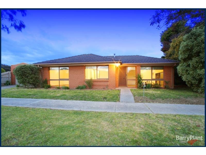 1/8 Poplar Close, Rowville VIC 3178
