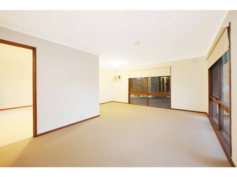 1/8 Poplar Close, Rowville VIC 3178