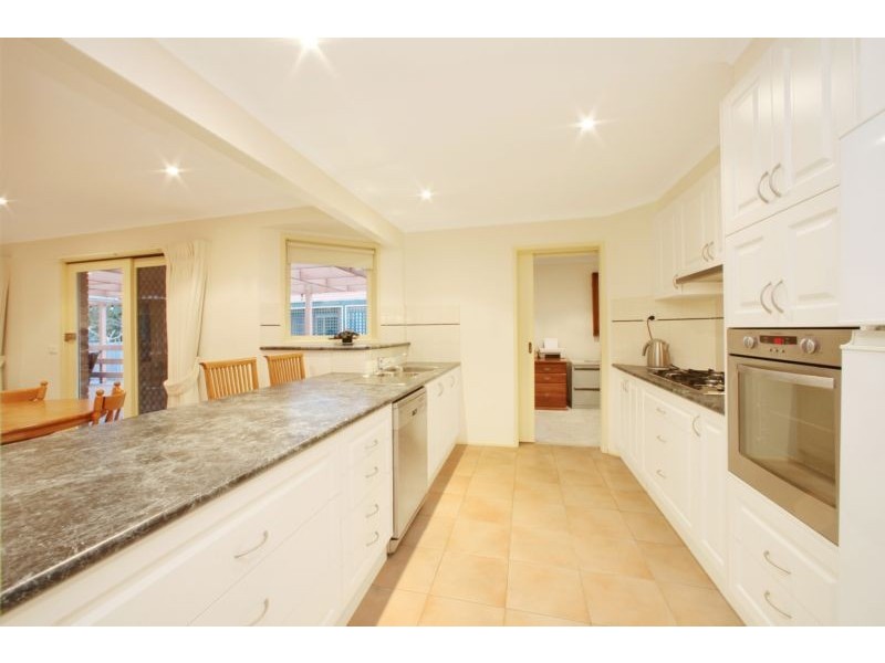 40 Trisha Drive, Rowville VIC 3178