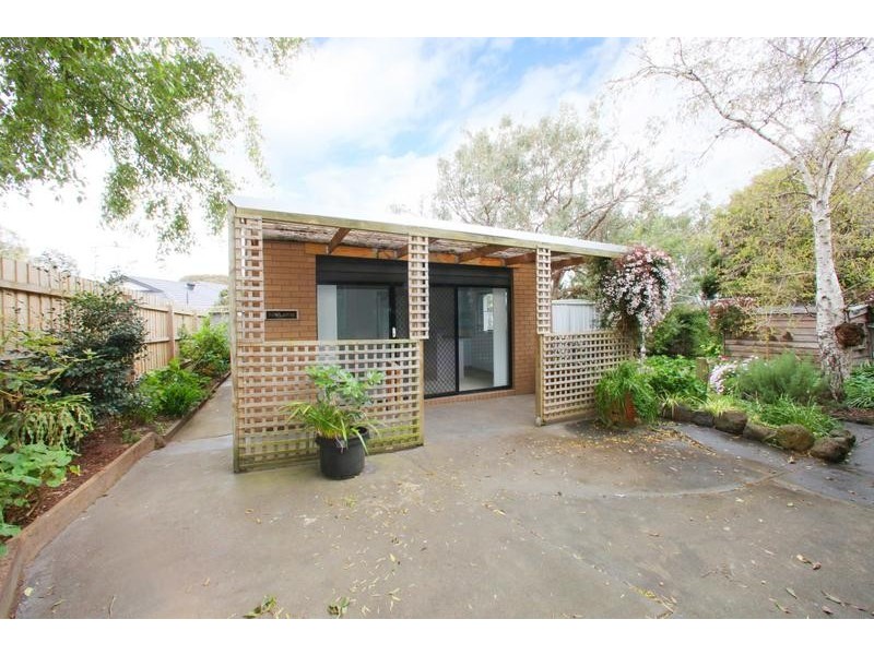 17 Vinen Road, Scoresby VIC 3179
