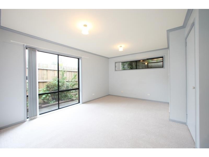 17 Vinen Road, Scoresby VIC 3179