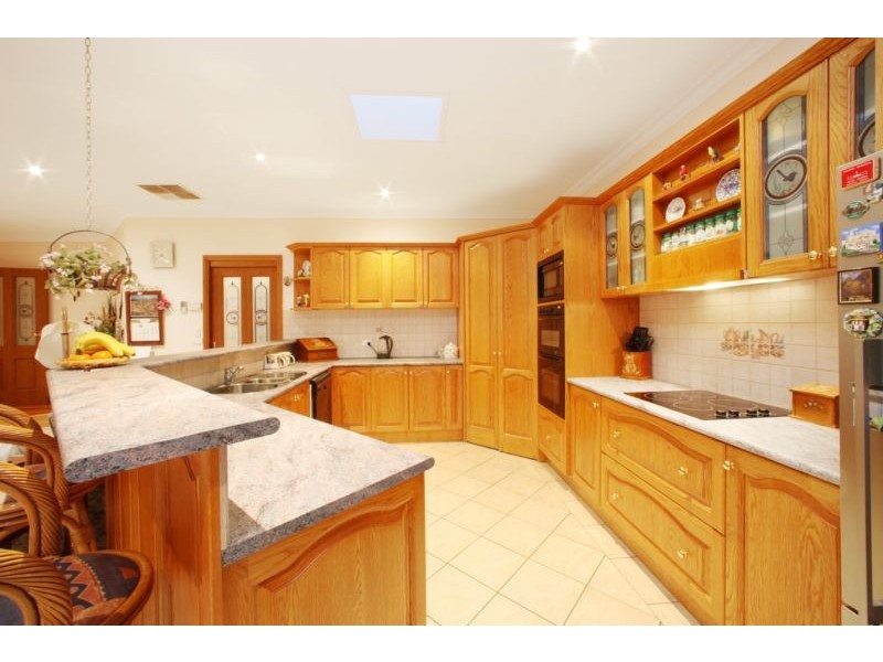 6 The Briars, Lysterfield VIC 3156