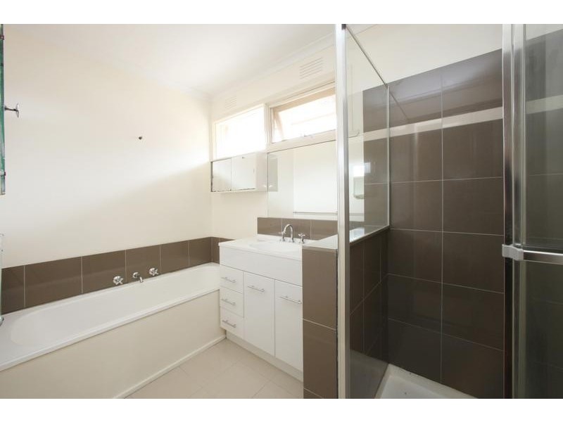 1/90 Anne Road, Knoxfield VIC 3180