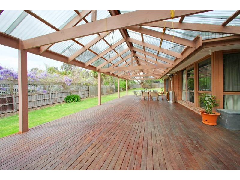 28 Murray Crescent, Rowville VIC 3178