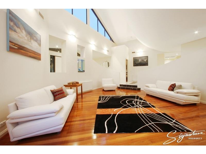 309 Hallam North Road, Lysterfield South VIC 3156