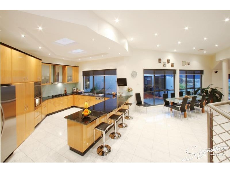 309 Hallam North Road, Lysterfield South VIC 3156