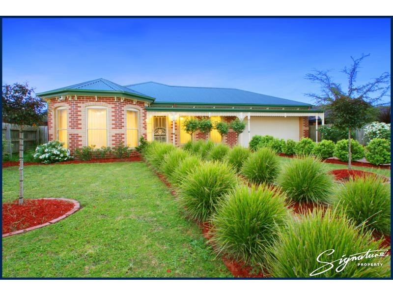 43 Wyandra Way, Rowville VIC 3178