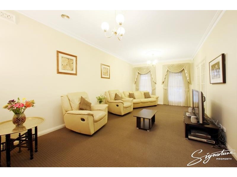 43 Wyandra Way, Rowville VIC 3178