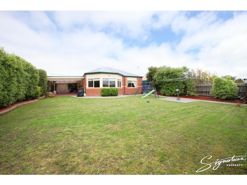 43 Wyandra Way, Rowville VIC 3178