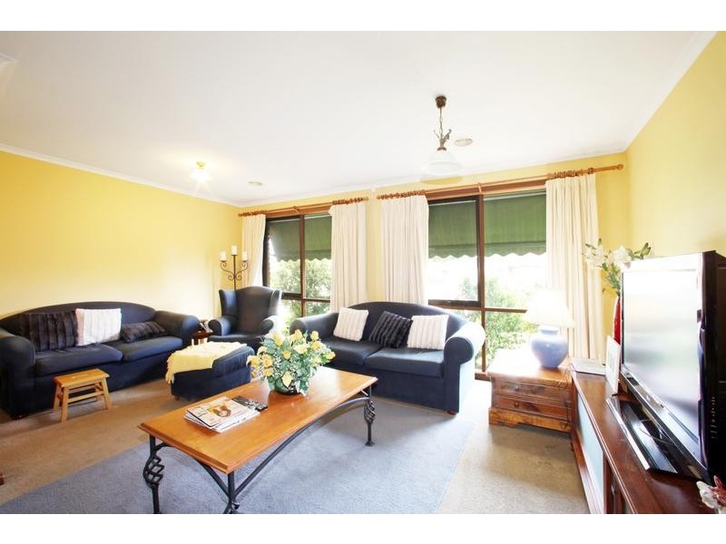 2 Babinda Court, Rowville VIC 3178