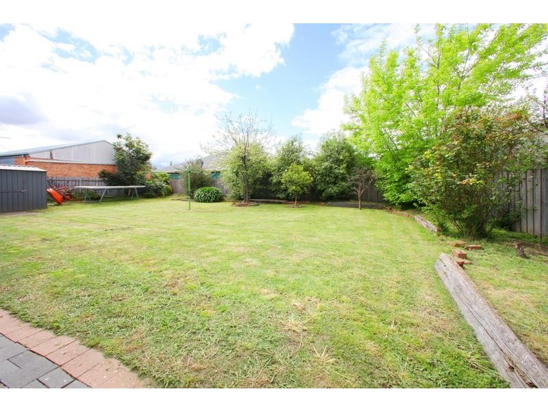 2 Babinda Court, Rowville VIC 3178
