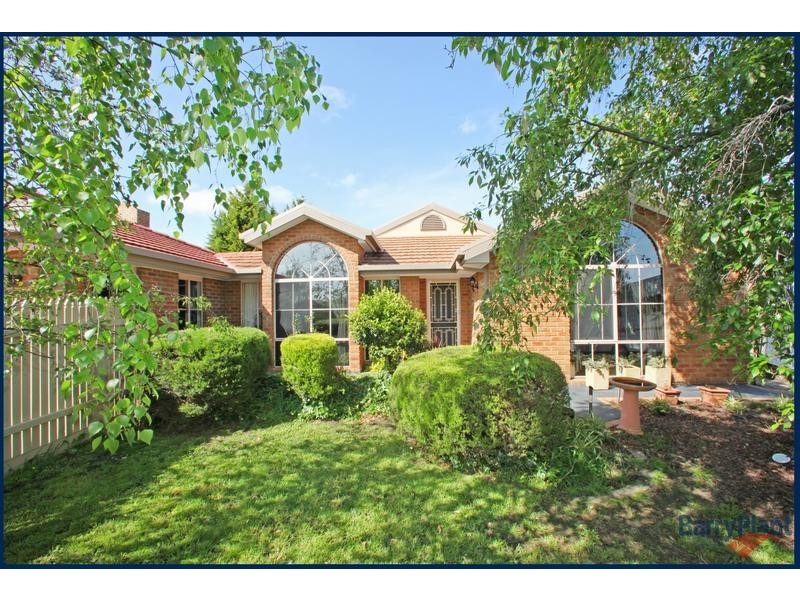 385 Dandelion Drive, Rowville VIC 3178