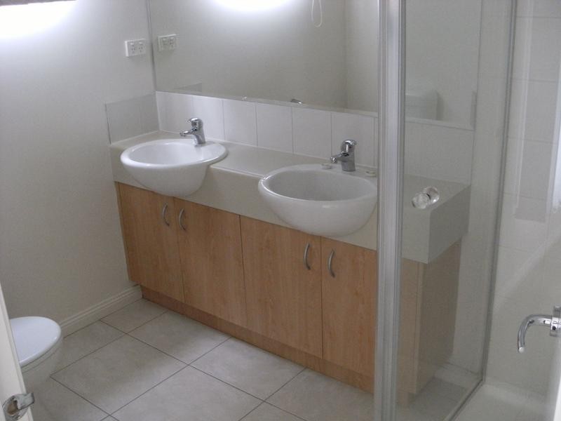 89 Sovereign Manors Crescent, Rowville VIC 3178