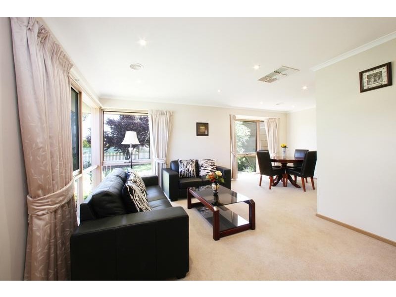 80 Taylors Lane, Rowville VIC 3178