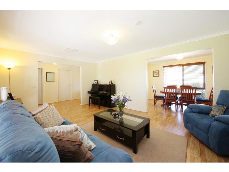 4 Village Court, Rowville VIC 3178