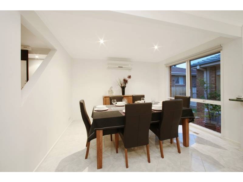 60 Simon Avenue, Rowville VIC 3178