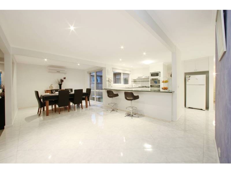 60 Simon Avenue, Rowville VIC 3178